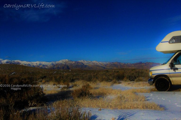 How I Insulate My RV on the Fly to Not Freeze in Cold Weather